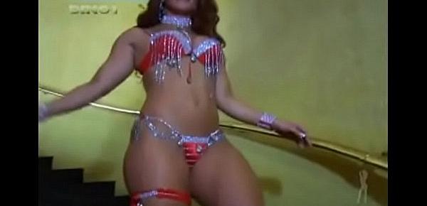  Viviane Araújo - Pole Dance